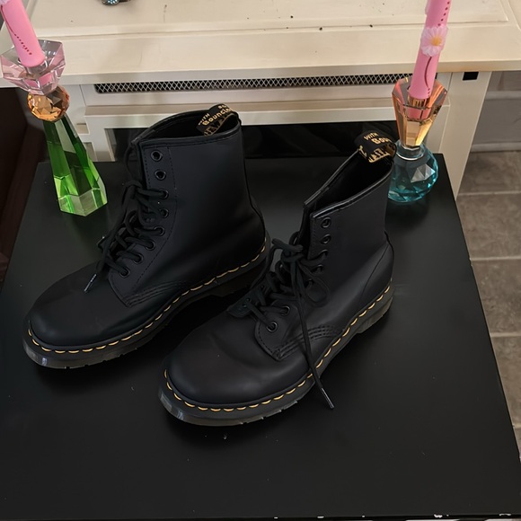 Dr. Marten’s black combat boots,The Original! US5 - Picture 2 of 7